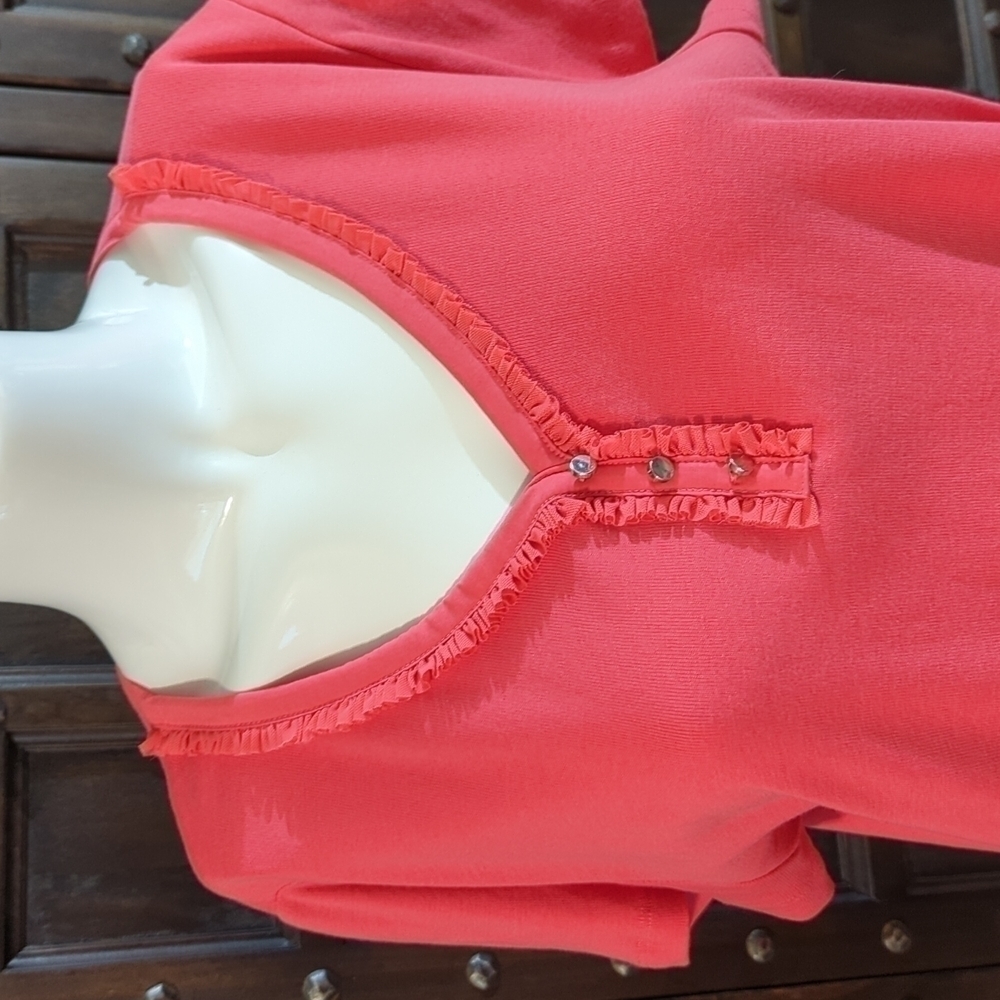 SIZE XL Rafaella Studio coral decorative trim V neck with three silver faux